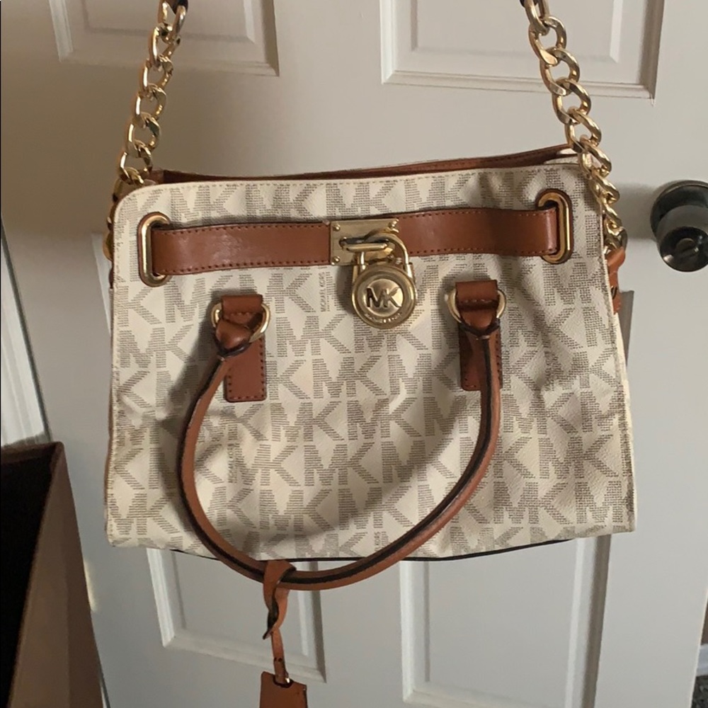 Purse - Picture 3 of 3